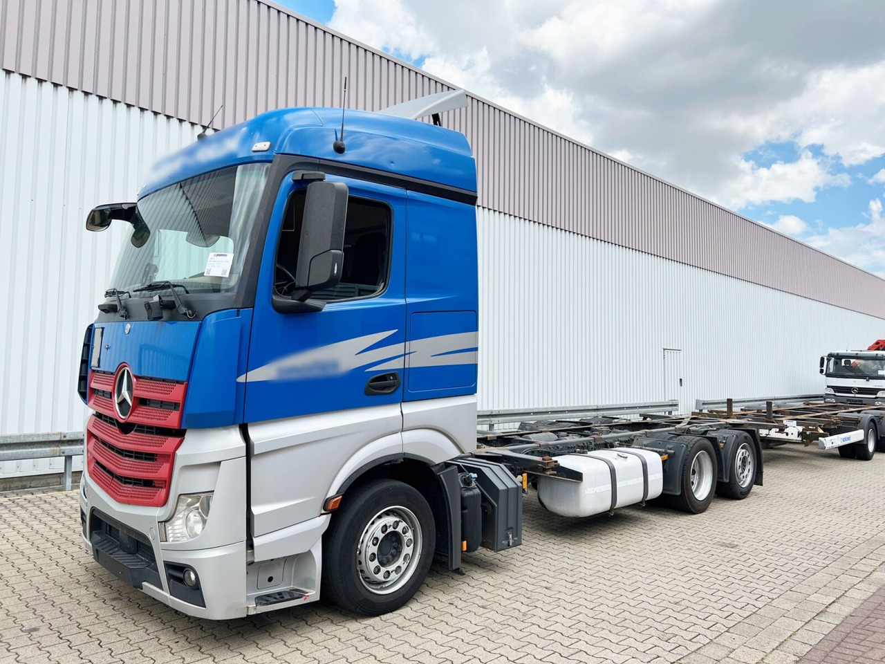 Mercedes-Benz Actros 2542/48 L/nR 6x2 Actros 2542/48 L/nR 6x2, Retarder, Standklima, StreamSpace, SoloStar - Camion transport containere/ Swap body: Foto 1 Mercedes-Benz Actros 2542/48 L/nR 6x2 Actros 2542/48 L/nR 6x2, Retarder, Standklima, StreamSpace, SoloStar - Camion transport containere/ Swap body: Foto 1