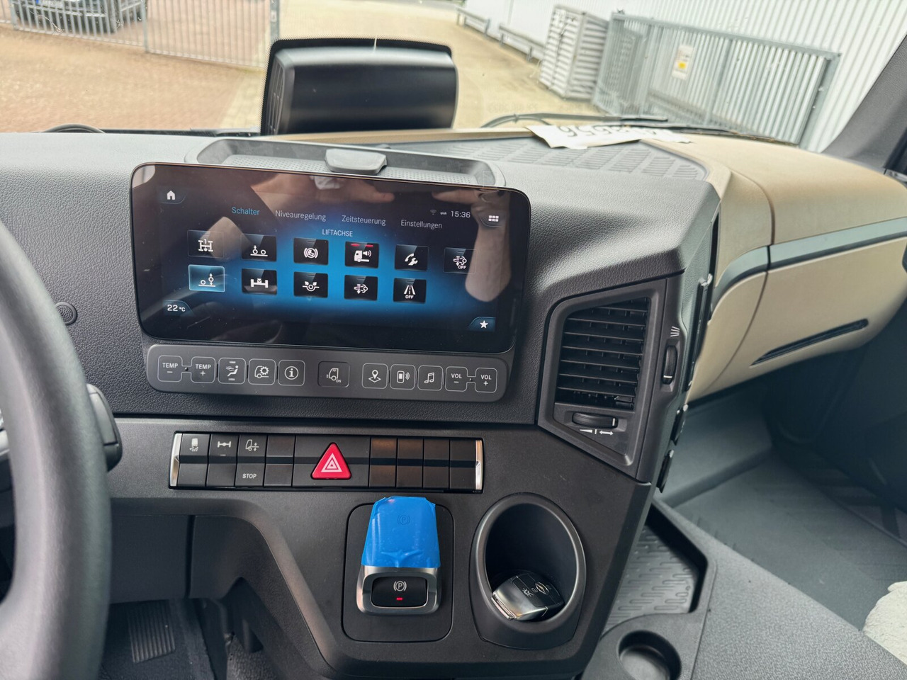 Mercedes-Benz Actros 2545 L 6x2 Actros 2545 L 6x2, Lenk-/Liftachse, StreamSpace, MultimediaCockpit - Camion cu cârlig: Foto 4 Mercedes-Benz Actros 2545 L 6x2 Actros 2545 L 6x2, Lenk-/Liftachse, StreamSpace, MultimediaCockpit - Camion cu cârlig: Foto 4