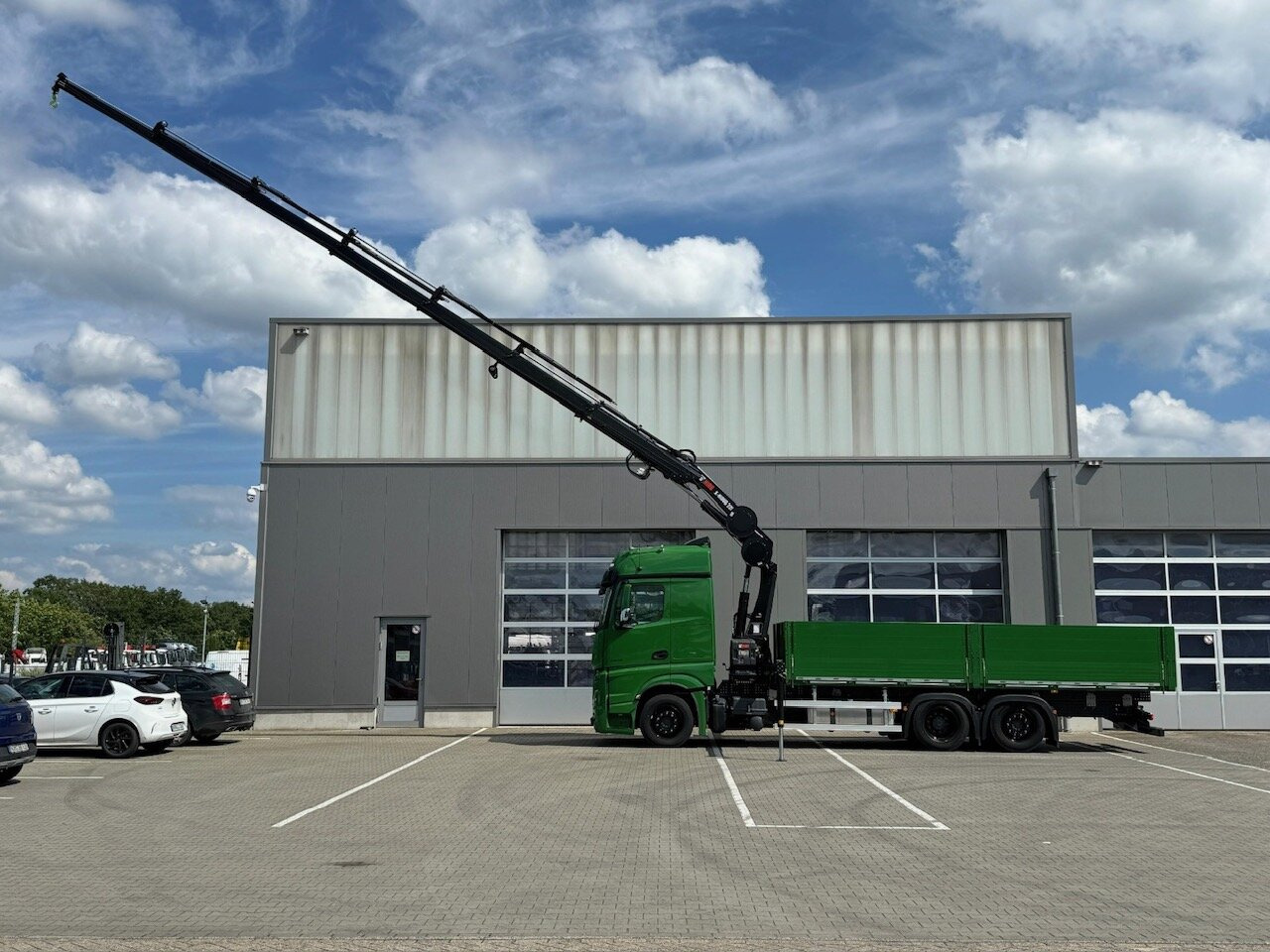 Mercedes-Benz Actros 2548 L 6x2 Actros 2548 L 6x2, Actros 2548 L, 6x2 mit Kran Hiab X-HiDuo 228 - Camion cu macara: Foto 2 Mercedes-Benz Actros 2548 L 6x2 Actros 2548 L 6x2, Actros 2548 L, 6x2 mit Kran Hiab X-HiDuo 228 - Camion cu macara: Foto 2