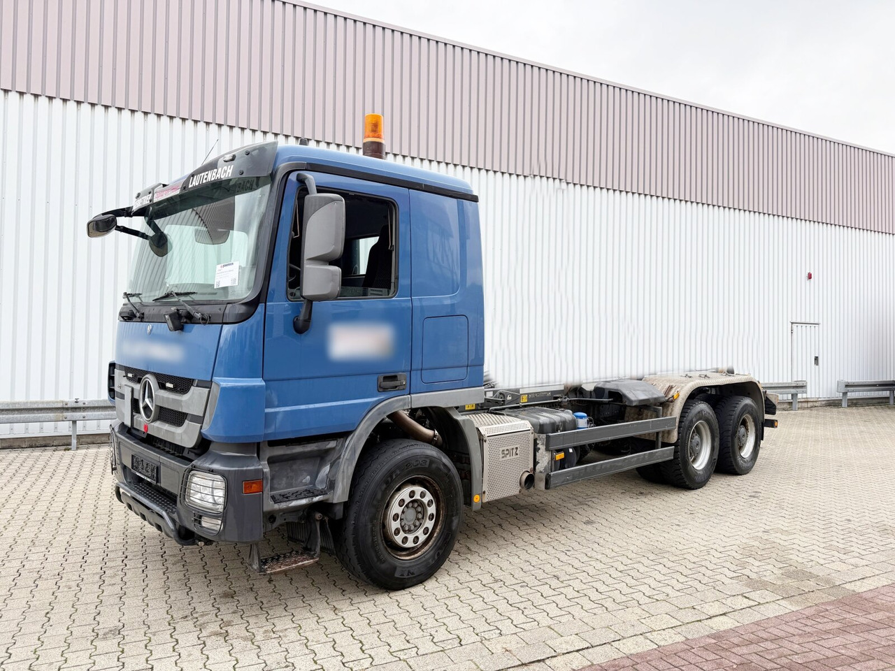 Mercedes-Benz Actros 3346 6x4 Actros 3346 6x4, Retarder, Only Chassis! - Camion şasiu: Foto 1 Mercedes-Benz Actros 3346 6x4 Actros 3346 6x4, Retarder, Only Chassis! - Camion şasiu: Foto 1