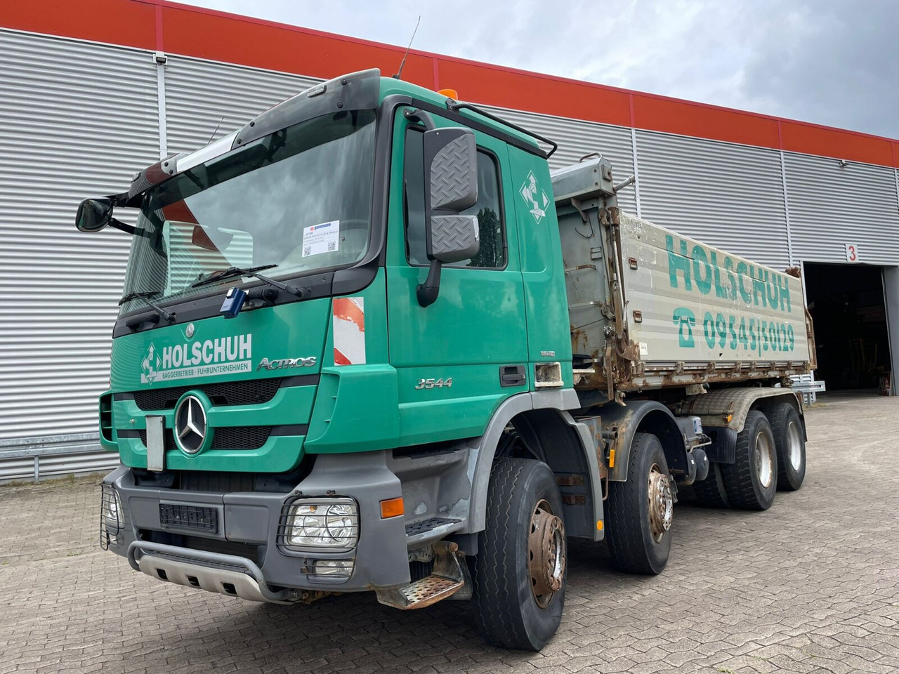 Mercedes-Benz Actros MP III 3544/8x4/4 Actros MP III 3544/8x4/4, 3 Pedale - Camion basculantă: Foto 1 Mercedes-Benz Actros MP III 3544/8x4/4 Actros MP III 3544/8x4/4, 3 Pedale - Camion basculantă: Foto 1
