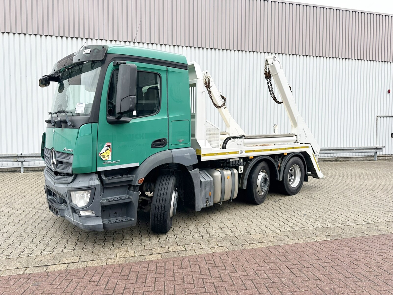 Camion container de gunoi Mercedes-Benz Antos 2540 L 6x2 Antos 2540 L 6x2, Vorlauflenk-/Liftachse, Teleabsetzer: Foto 14 Camion container de gunoi Mercedes-Benz Antos 2540 L 6x2 Antos 2540 L 6x2, Vorlauflenk-/Liftachse, Teleabsetzer: Foto 14
