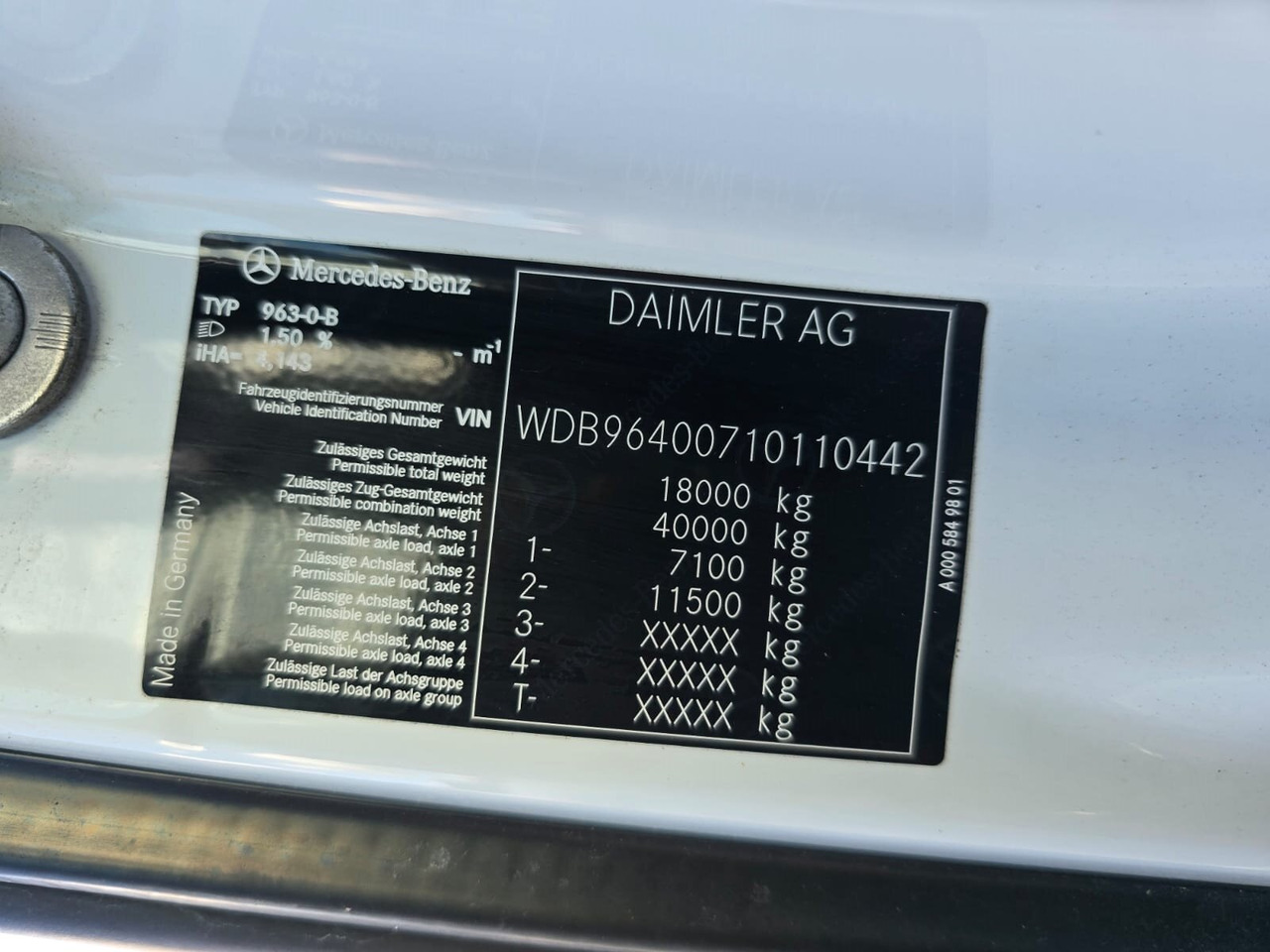 Mercedes-Benz Arocs 1827/30 A 4x4 Arocs 1827/30 A 4x4, mehrfach vorhanden! - Camion şasiu: Foto 4 Mercedes-Benz Arocs 1827/30 A 4x4 Arocs 1827/30 A 4x4, mehrfach vorhanden! - Camion şasiu: Foto 4