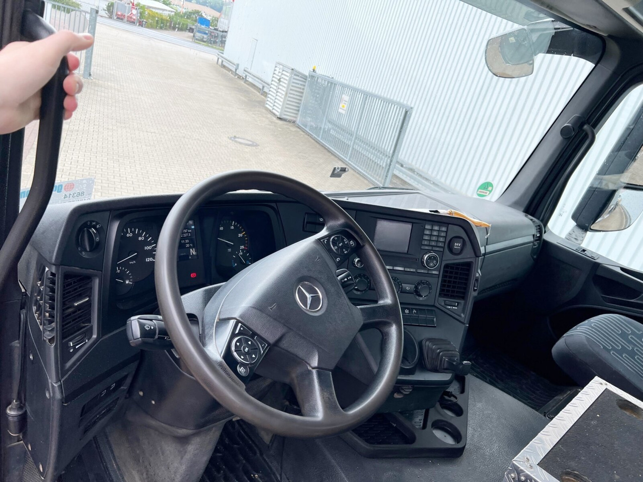 Mercedes-Benz Arocs 1840 K 4x2 Arocs 1840 K 4x2 - Camion basculantă: Foto 4 Mercedes-Benz Arocs 1840 K 4x2 Arocs 1840 K 4x2 - Camion basculantă: Foto 4