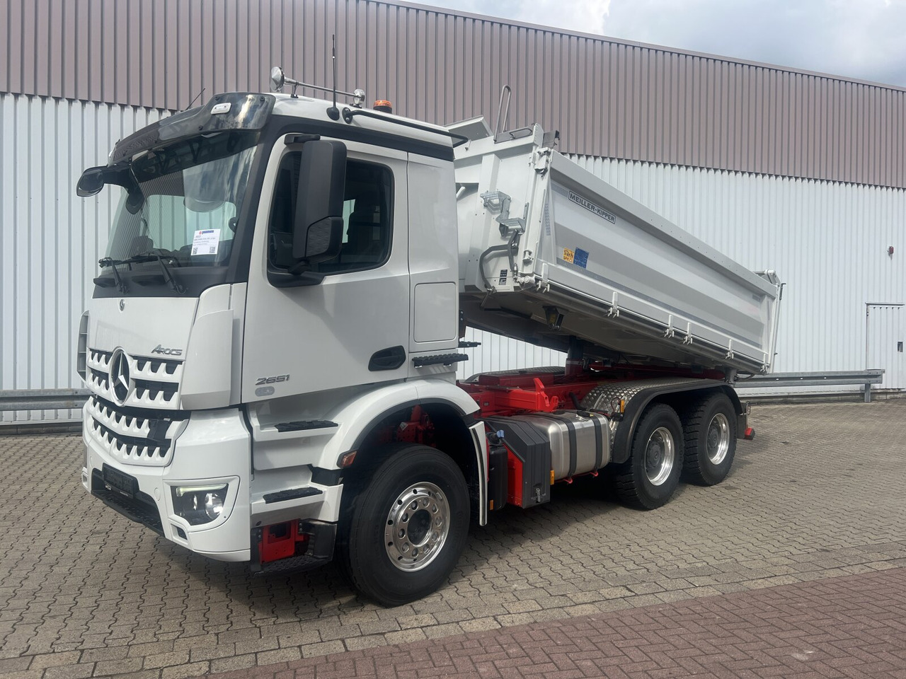 Mercedes-Benz Arocs 2651 LK 6x4 Arocs 2651 LK 6x4, Retarder, MultimediaCockpit, Navi - Camion basculantă: Foto 1 Mercedes-Benz Arocs 2651 LK 6x4 Arocs 2651 LK 6x4, Retarder, MultimediaCockpit, Navi - Camion basculantă: Foto 1