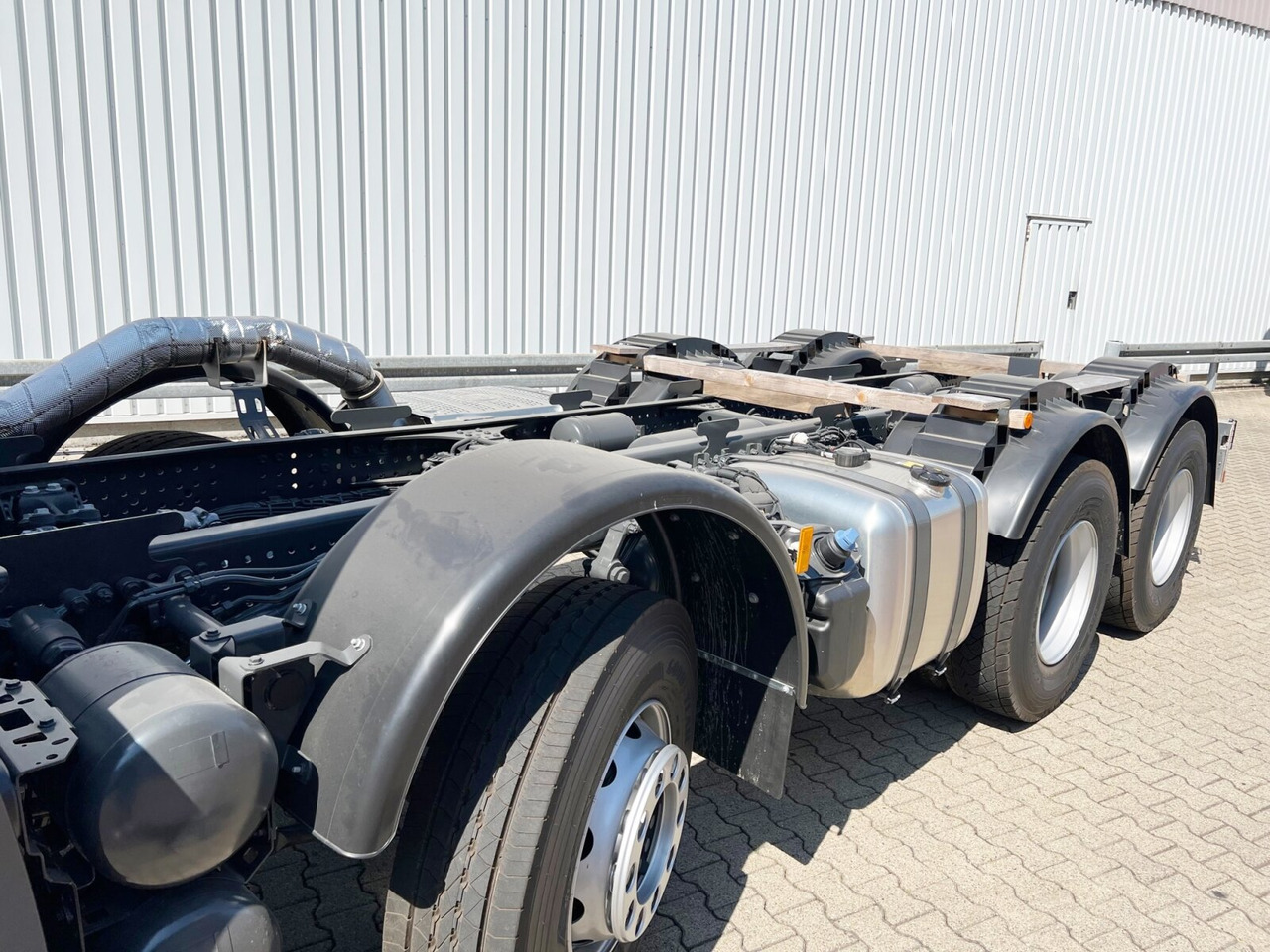 Mercedes-Benz Arocs 3240 8x4 Arocs 3240 8x4, 9/10m³ Mischer - Autobetonieră: Foto 3 Mercedes-Benz Arocs 3240 8x4 Arocs 3240 8x4, 9/10m³ Mischer - Autobetonieră: Foto 3