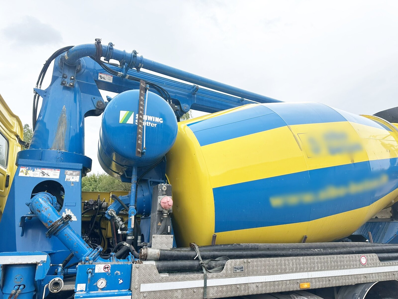 Autopompă de beton Mercedes-Benz Arocs 3246 B 8x4 Stetter Mischer 7m³, Pumpe 25m Arocs 3246 B 8x4 Stetter Mischer 7m³, Pumpe 25m: Foto 15 Autopompă de beton Mercedes-Benz Arocs 3246 B 8x4 Stetter Mischer 7m³, Pumpe 25m Arocs 3246 B 8x4 Stetter Mischer 7m³, Pumpe 25m: Foto 15