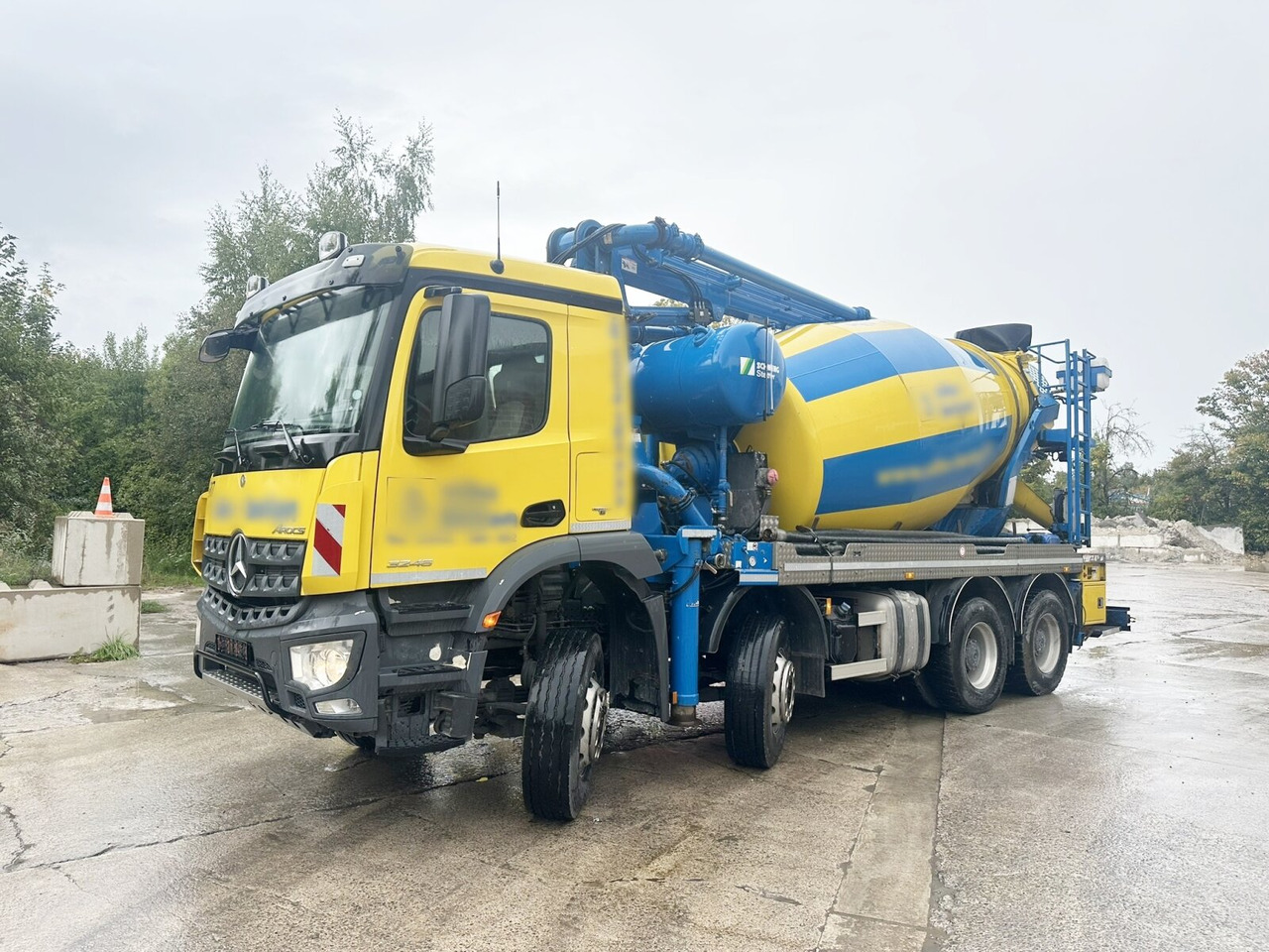 Mercedes-Benz Arocs 3246 B 8x4 Stetter Mischer 7m³, Pumpe 25m Arocs 3246 B 8x4 Stetter Mischer 7m³, Pumpe 25m - Autobetonieră: Foto 1 Mercedes-Benz Arocs 3246 B 8x4 Stetter Mischer 7m³, Pumpe 25m Arocs 3246 B 8x4 Stetter Mischer 7m³, Pumpe 25m - Autobetonieră: Foto 1