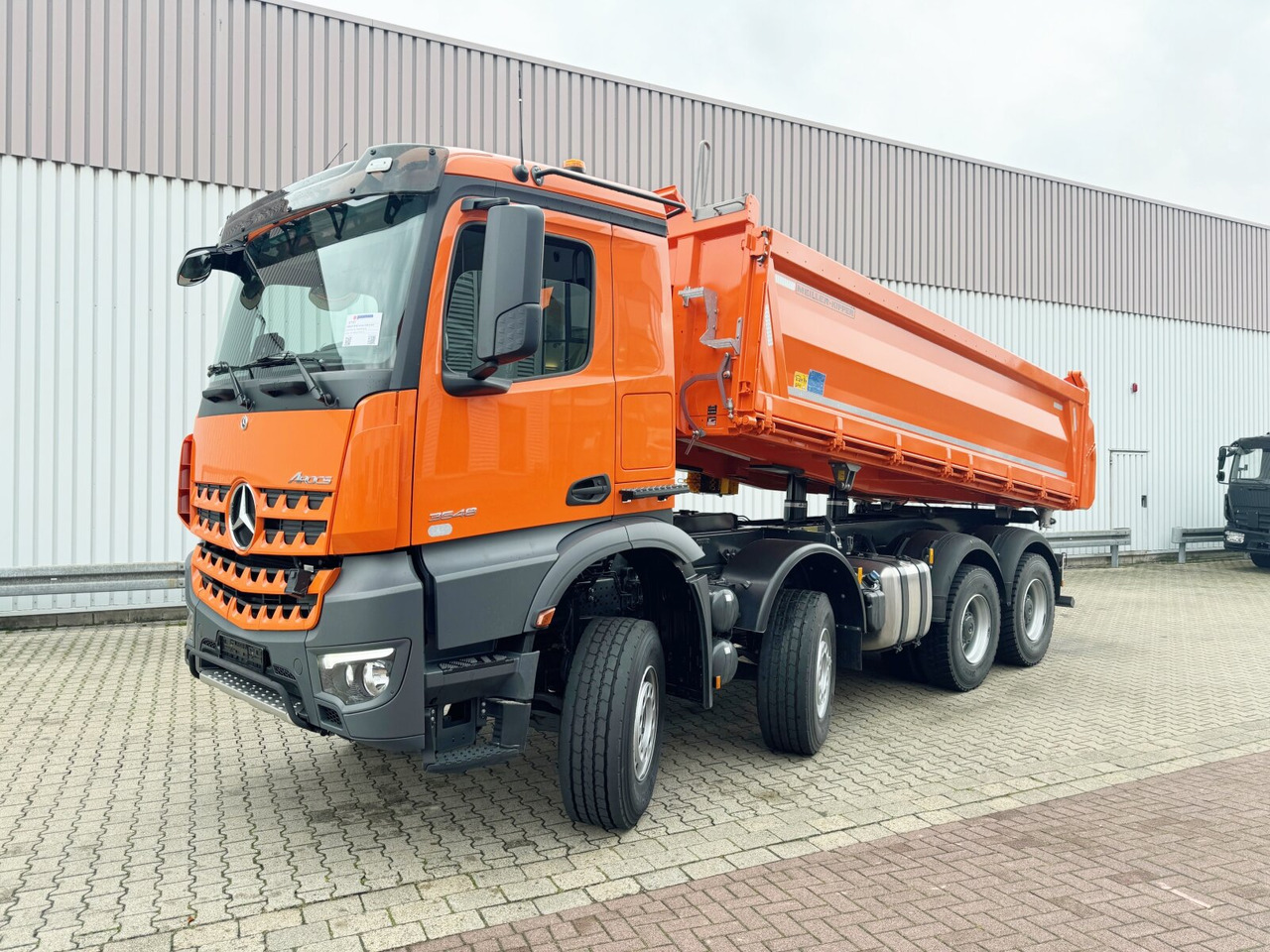 Mercedes-Benz Arocs 3248 K 8x4 Arocs 3248 K 8x4, Navi, Multimedia Cockpit - Camion basculantă: Foto 1 Mercedes-Benz Arocs 3248 K 8x4 Arocs 3248 K 8x4, Navi, Multimedia Cockpit - Camion basculantă: Foto 1