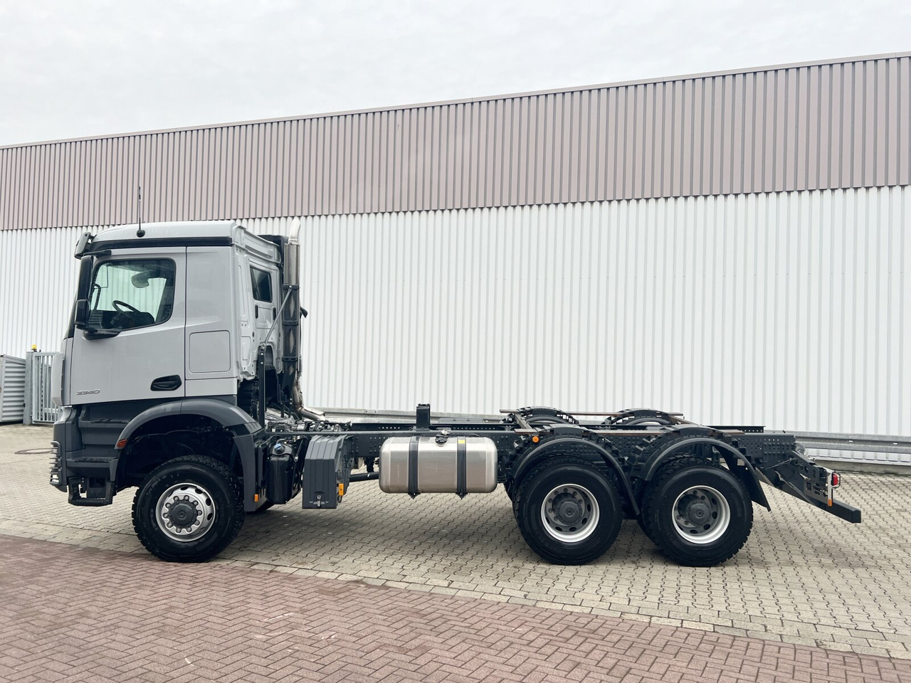 Camion cu cârlig nou Mercedes-Benz Arocs 3340/46 A 6x6 Arocs 3340/46 A 6x6/39, Grounder: Foto 12