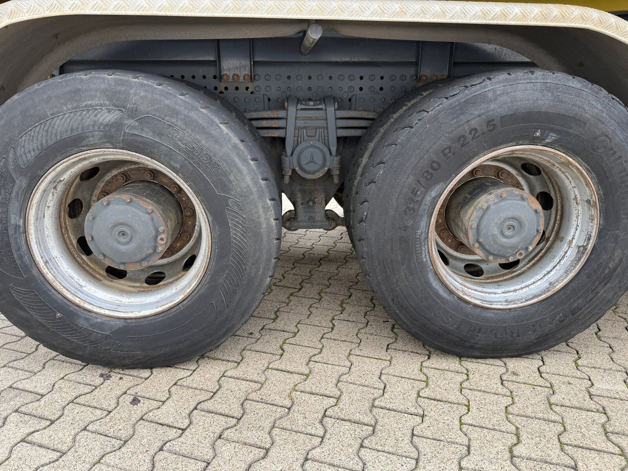 Mercedes-Benz Arocs 3363 K 6x4 Arocs 3363 K 6x4, Grounder, Turbo-Retarder-Kupplung - Camion cu cârlig: Foto 2 Mercedes-Benz Arocs 3363 K 6x4 Arocs 3363 K 6x4, Grounder, Turbo-Retarder-Kupplung - Camion cu cârlig: Foto 2
