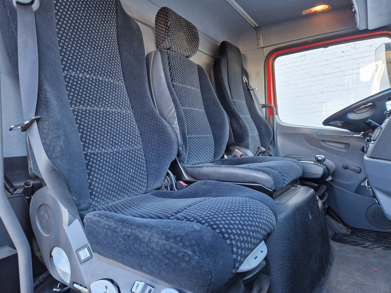 Mercedes-Benz Atego 1218 L 4x2 1218 L 4x2, Fassi Kran F 95A21 5.9m-1.545 kg, - Camion cu macara: Foto 5 Mercedes-Benz Atego 1218 L 4x2 1218 L 4x2, Fassi Kran F 95A21 5.9m-1.545 kg, - Camion cu macara: Foto 5