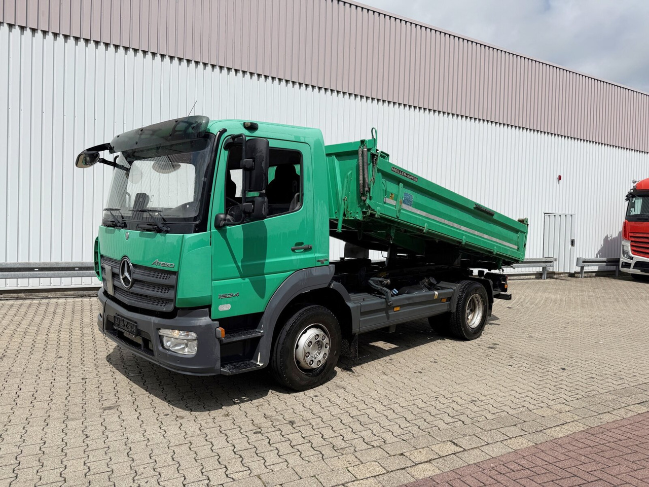 Mercedes-Benz Atego 1524 K 4x2 Atego 1524 K 4x2 - Camion basculantă: Foto 1 Mercedes-Benz Atego 1524 K 4x2 Atego 1524 K 4x2 - Camion basculantă: Foto 1