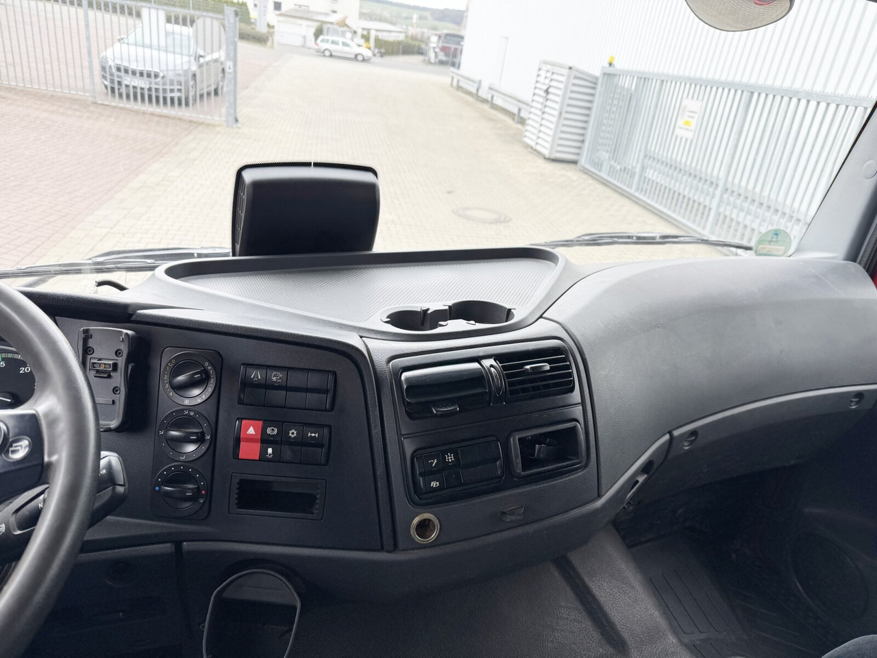 Mercedes-Benz Atego 1530 K 4x2 Atego 1530 K 4x2, 2x AHK - Camion basculantă: Foto 5 Mercedes-Benz Atego 1530 K 4x2 Atego 1530 K 4x2, 2x AHK - Camion basculantă: Foto 5