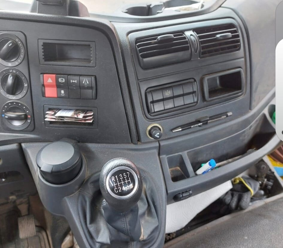 Mercedes-Benz Atego 1530 K 4x2 Atego 1530 K 4x2, 2x AHK - Camion basculantă: Foto 3 Mercedes-Benz Atego 1530 K 4x2 Atego 1530 K 4x2, 2x AHK - Camion basculantă: Foto 3
