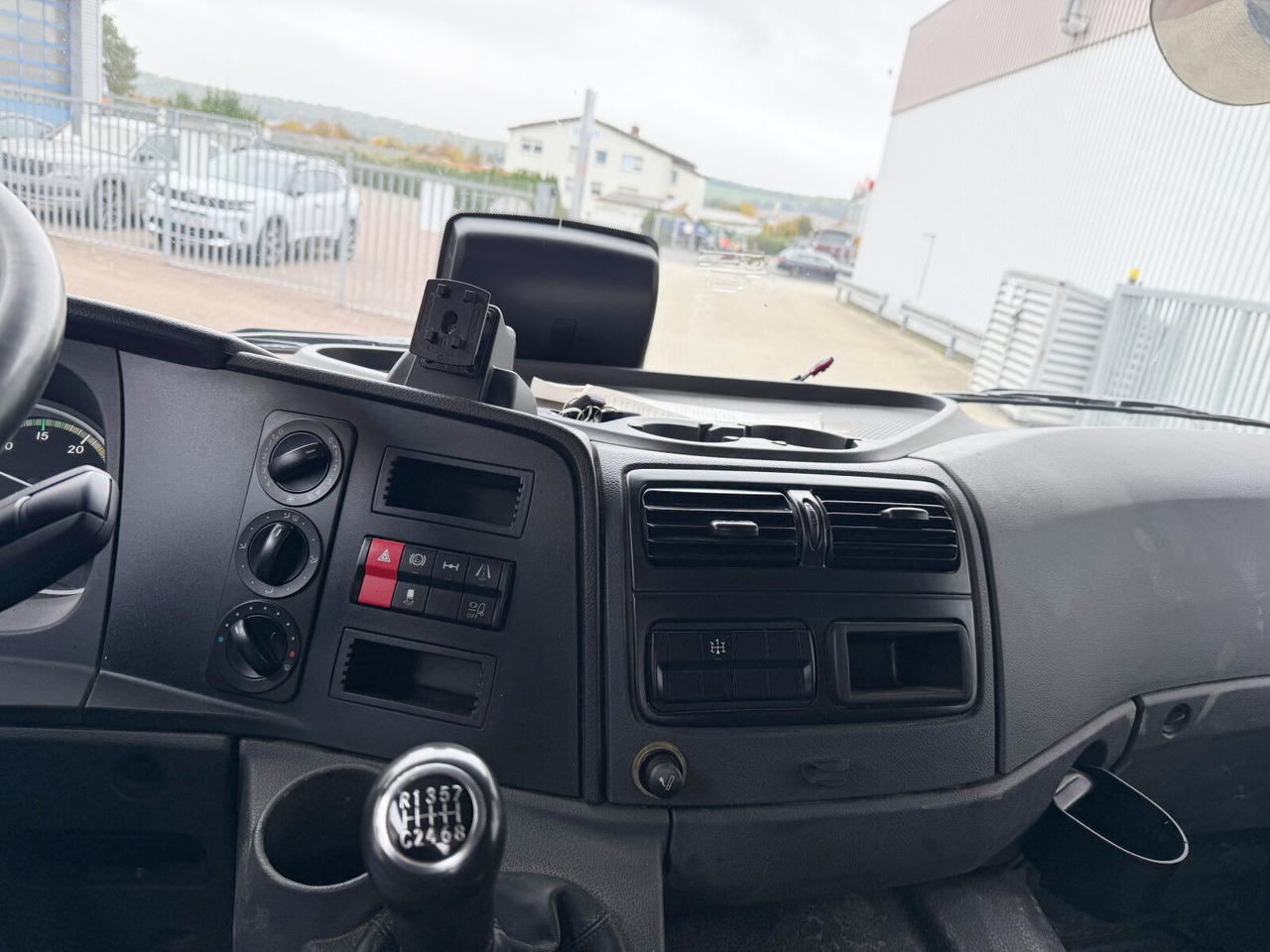 Mercedes-Benz Atego 1630 K 4x2 Atego 1630 K 4x2, Meiller 3-Seiten, 2 x AHK Öl - Camion basculantă: Foto 3 Mercedes-Benz Atego 1630 K 4x2 Atego 1630 K 4x2, Meiller 3-Seiten, 2 x AHK Öl - Camion basculantă: Foto 3