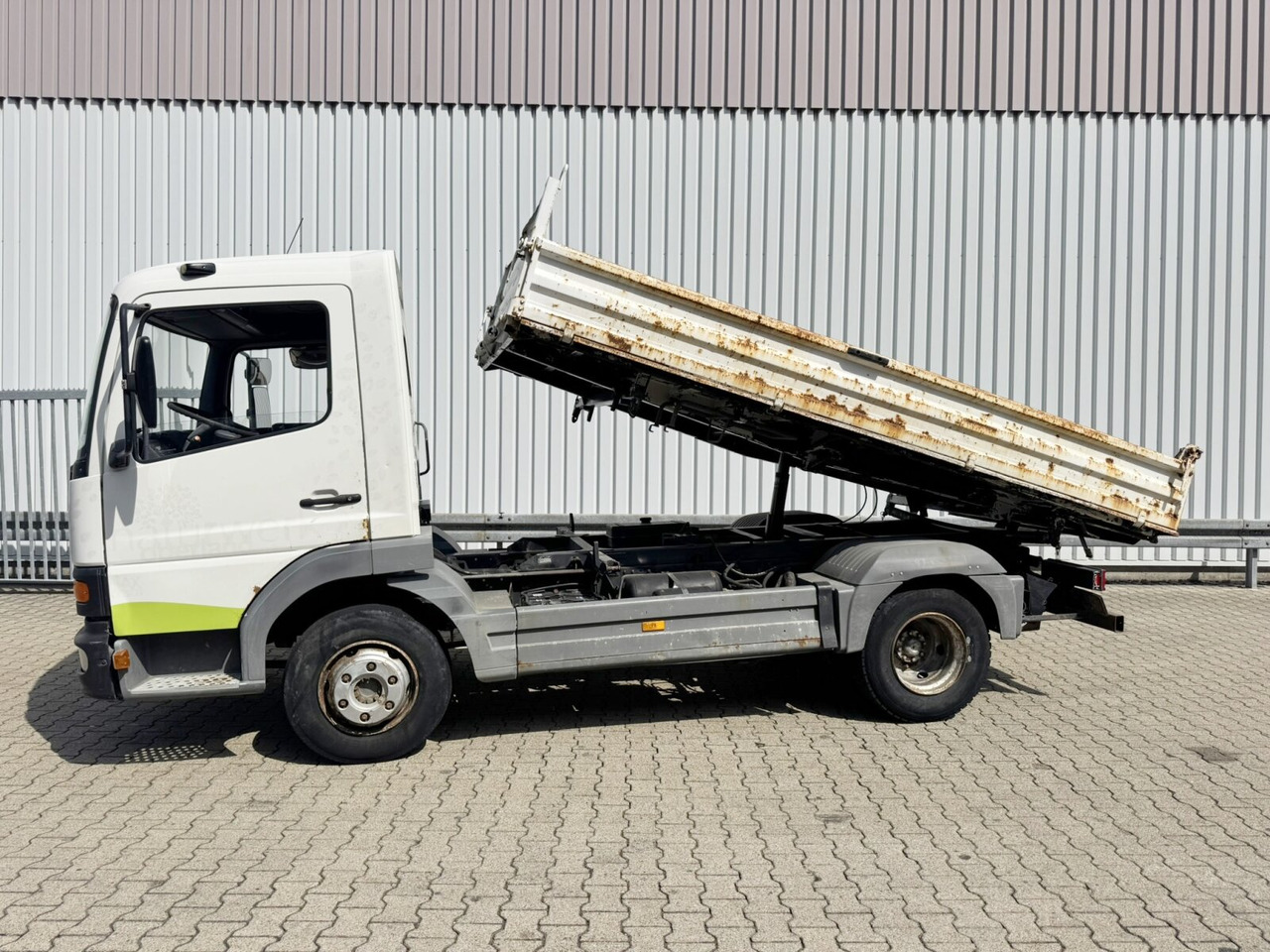 Mercedes-Benz Atego 815 K 4x2 Atego 815 K 4x2, 2 x AHK, Meiller - Camion basculantă: Foto 3 Mercedes-Benz Atego 815 K 4x2 Atego 815 K 4x2, 2 x AHK, Meiller - Camion basculantă: Foto 3