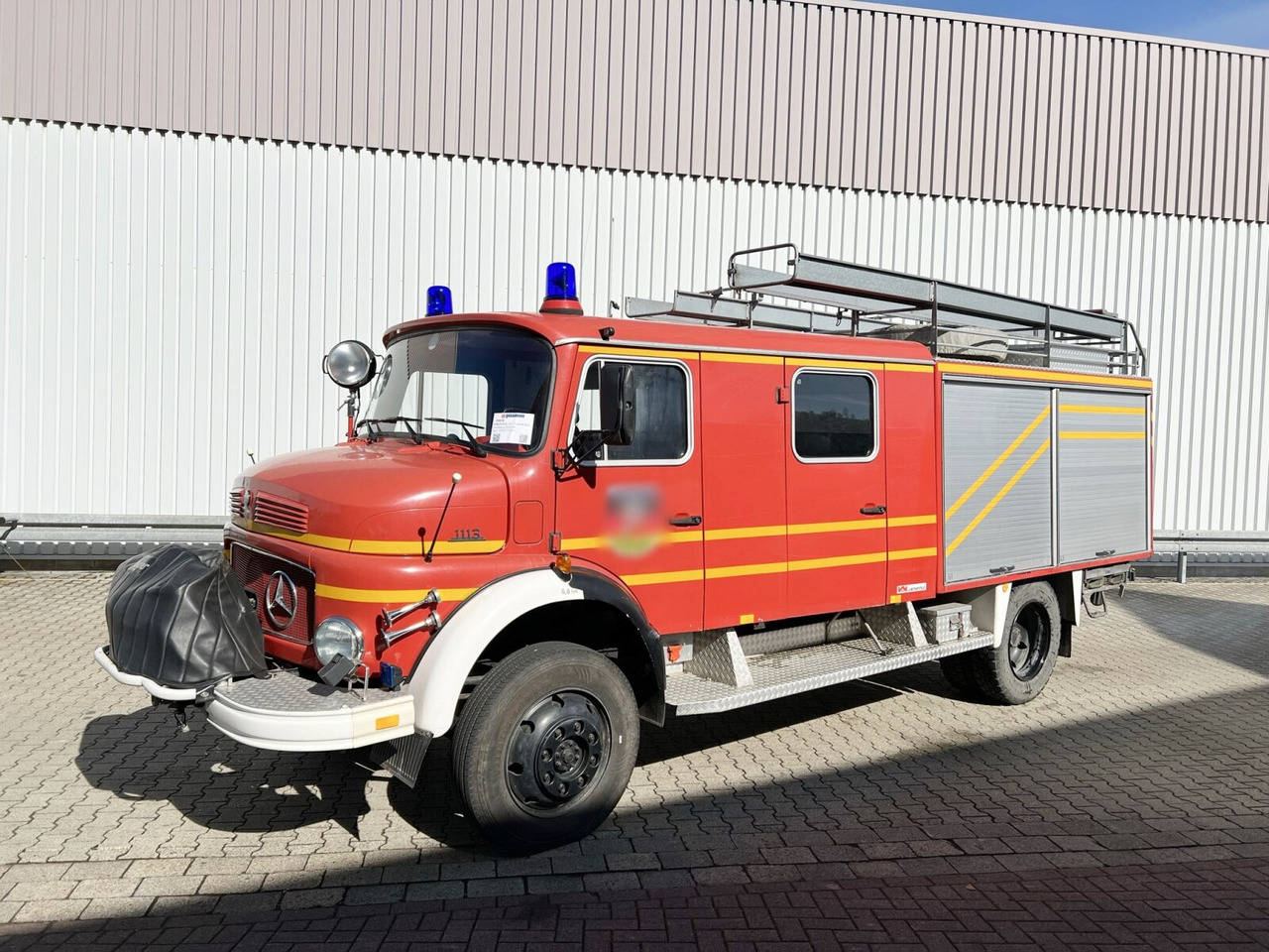 Mercedes-Benz LAF 1113 B 4x4 Doka LAF 1113 B 4x4 Doka, LF 16 TS - Autospeciala de stins incendii: Foto 1 Mercedes-Benz LAF 1113 B 4x4 Doka LAF 1113 B 4x4 Doka, LF 16 TS - Autospeciala de stins incendii: Foto 1