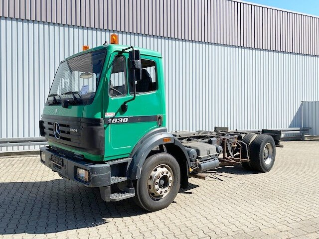 Mercedes-Benz SK 1924 L 4x2 SK 1924 L 4x2 - Camion şasiu: Foto 1 Mercedes-Benz SK 1924 L 4x2 SK 1924 L 4x2 - Camion şasiu: Foto 1