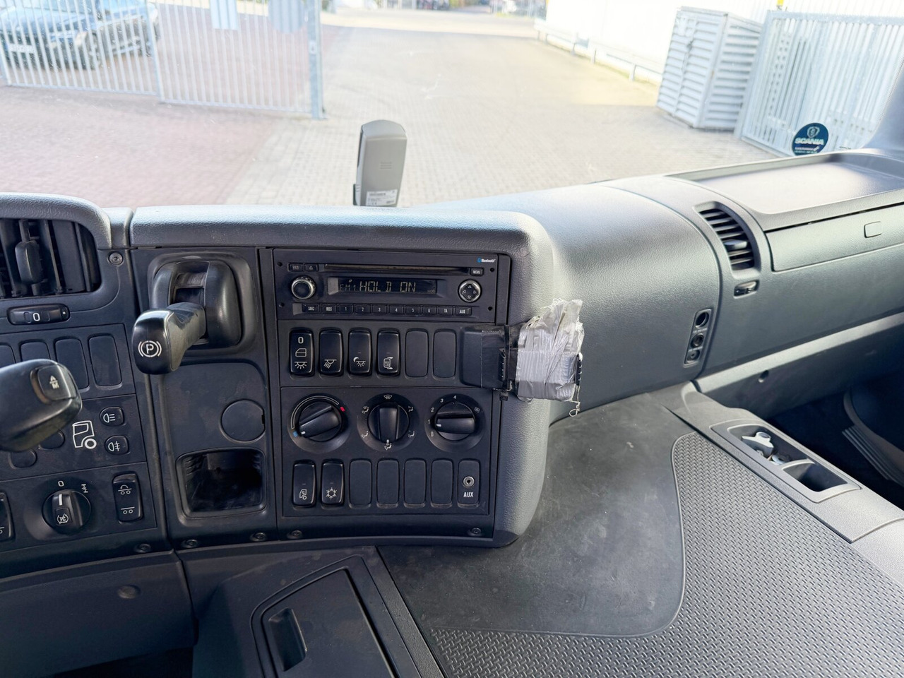 Scania P 320/400 6x2-4 P 320/400 6x2-4, Lenk-/Liftachse, Tele-Absetzanlage, Funk - Camion container de gunoi: Foto 5 Scania P 320/400 6x2-4 P 320/400 6x2-4, Lenk-/Liftachse, Tele-Absetzanlage, Funk - Camion container de gunoi: Foto 5