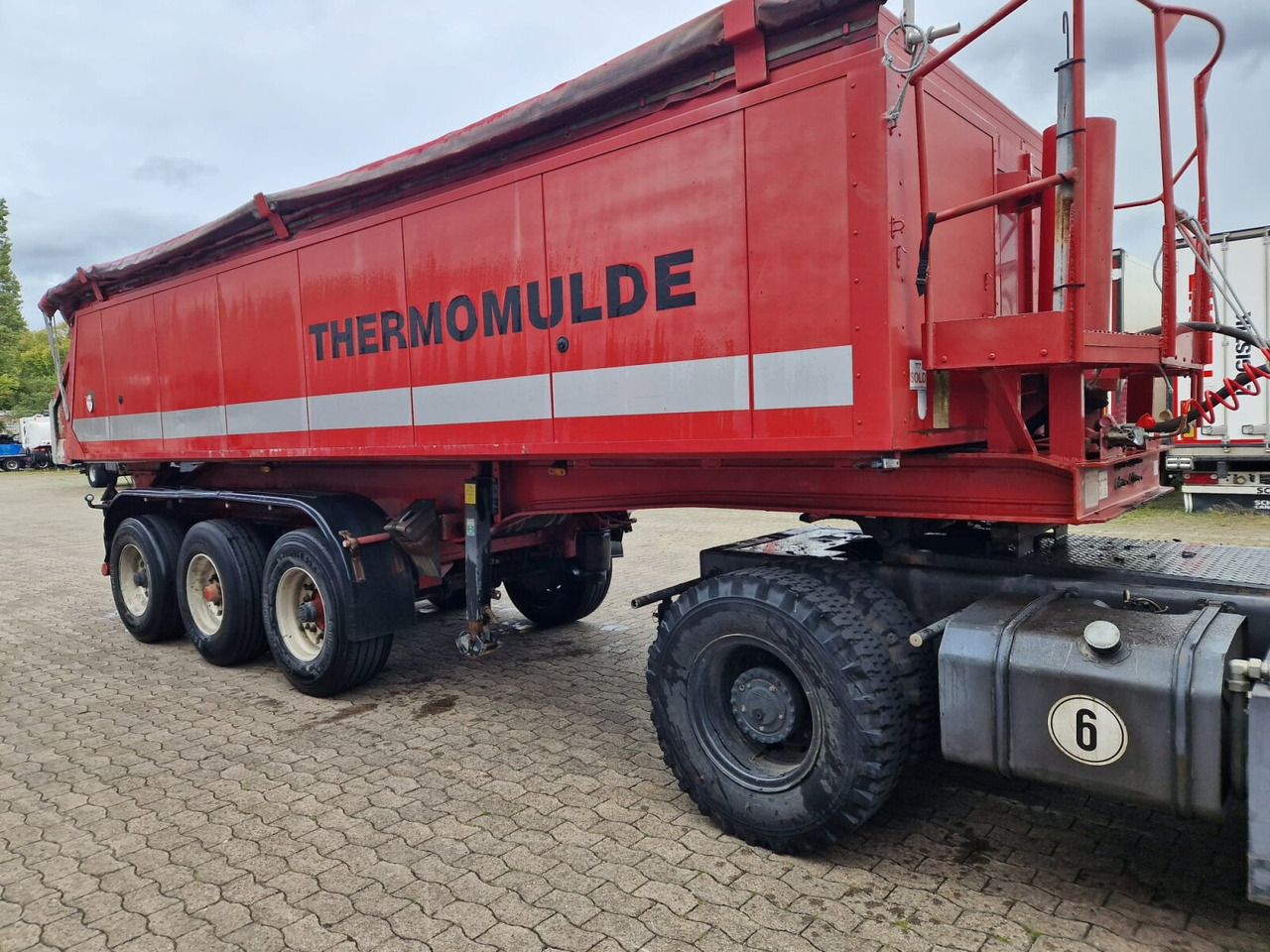 Meierling MSK 24 MSK 24 Voll-Alu Iso-Kastenmulde, ca. 25m³, 2x vorhanden - Semiremorcă: Foto 2 Meierling MSK 24 MSK 24 Voll-Alu Iso-Kastenmulde, ca. 25m³, 2x vorhanden - Semiremorcă: Foto 2