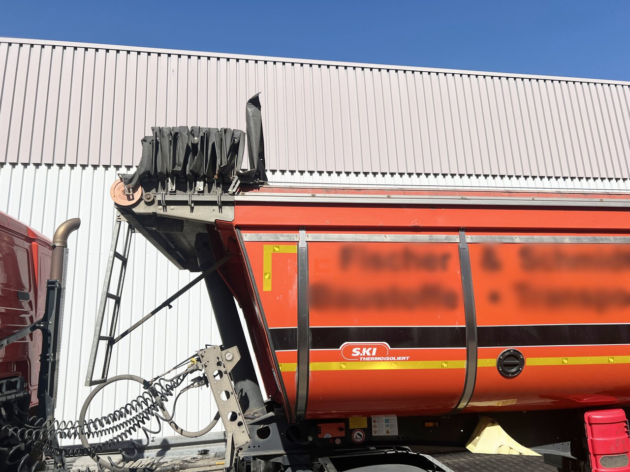 Schmitz Cargobull SKI 24 SL 7.2 SKI 24 SL 7.2, Thermo-Stahlmulde ca. 24m³, Liftachse, E-Verdeck - Semiremorcă: Foto 3 Schmitz Cargobull SKI 24 SL 7.2 SKI 24 SL 7.2, Thermo-Stahlmulde ca. 24m³, Liftachse, E-Verdeck - Semiremorcă: Foto 3