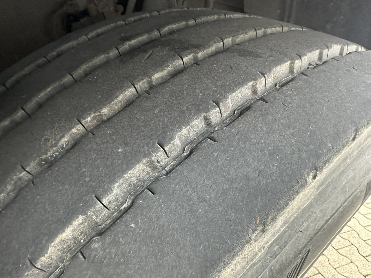 Volvo FM 400 6x4 R FM 400/6x4 R, VDL S-21-6200 4.50 bis 7.00m Container - Camion cu cârlig: Foto 5 Volvo FM 400 6x4 R FM 400/6x4 R, VDL S-21-6200 4.50 bis 7.00m Container - Camion cu cârlig: Foto 5