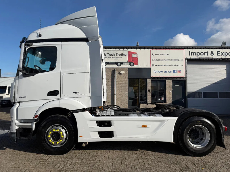 Mercedes-Benz Actros 1845 RETARDER + KIPPER HYDRAULIC + EURO 6 + AIRCO - Cap tractor: Foto 2 Mercedes-Benz Actros 1845 RETARDER + KIPPER HYDRAULIC + EURO 6 + AIRCO - Cap tractor: Foto 2