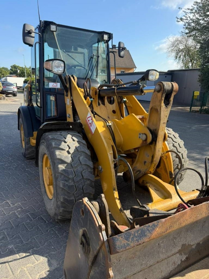 CAT 906M 1831h - Încărcător frontal pe pneuri: Foto 5 CAT 906M 1831h - Încărcător frontal pe pneuri: Foto 5
