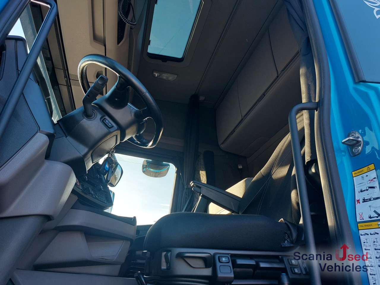 SCANIA R 450 B6x2*4NA - Camion basculantă: Foto 2 SCANIA R 450 B6x2*4NA - Camion basculantă: Foto 2