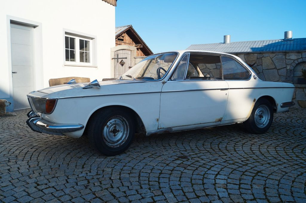 BMW 2000 CS BMW 2000 CS - Coupe: Foto 5 BMW 2000 CS BMW 2000 CS - Coupe: Foto 5