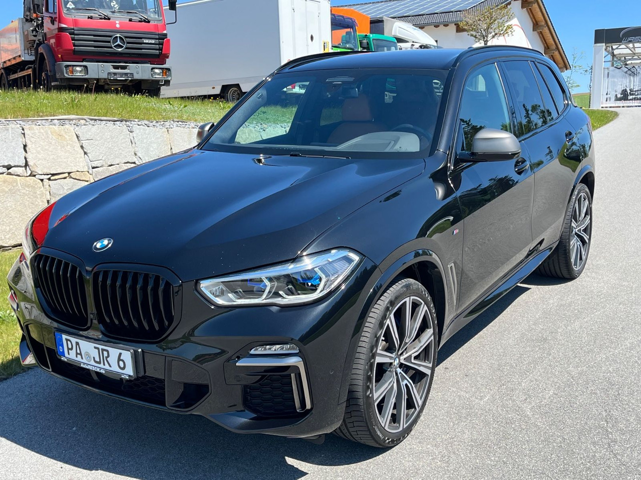 BMW X5 Baureihe X5 M50 d - SUV: Foto 2 BMW X5 Baureihe X5 M50 d - SUV: Foto 2