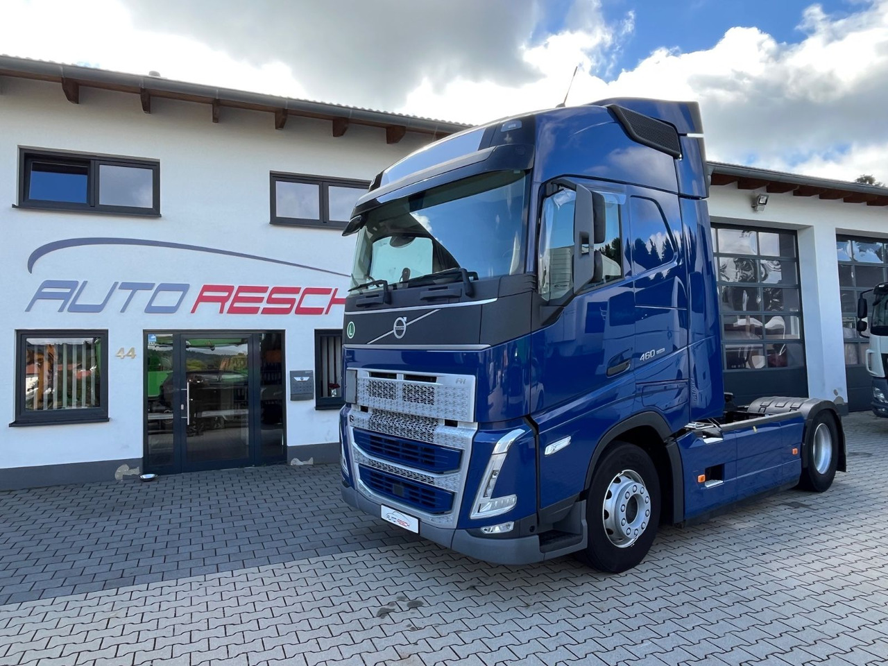 Volvo FH 460 I-SAVE ACC LED neues Modell - Cap tractor: Foto 1 Volvo FH 460 I-SAVE ACC LED neues Modell - Cap tractor: Foto 1