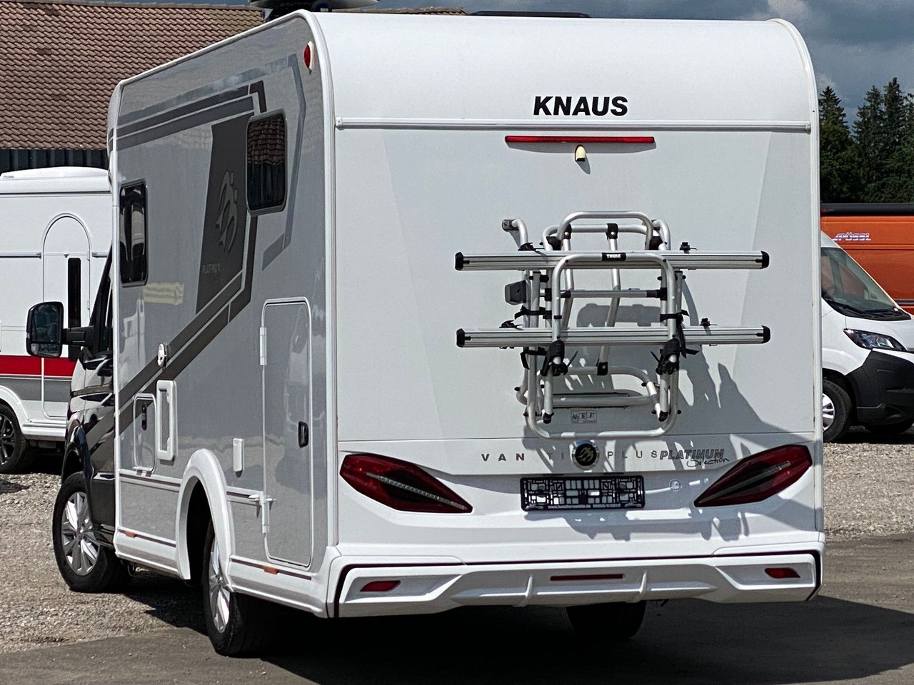 Knaus Van TI PLUS Platinium Selection 650 MEG,Automat - Autorulotă semi-integrată: Foto 5 Knaus Van TI PLUS Platinium Selection 650 MEG,Automat - Autorulotă semi-integrată: Foto 5