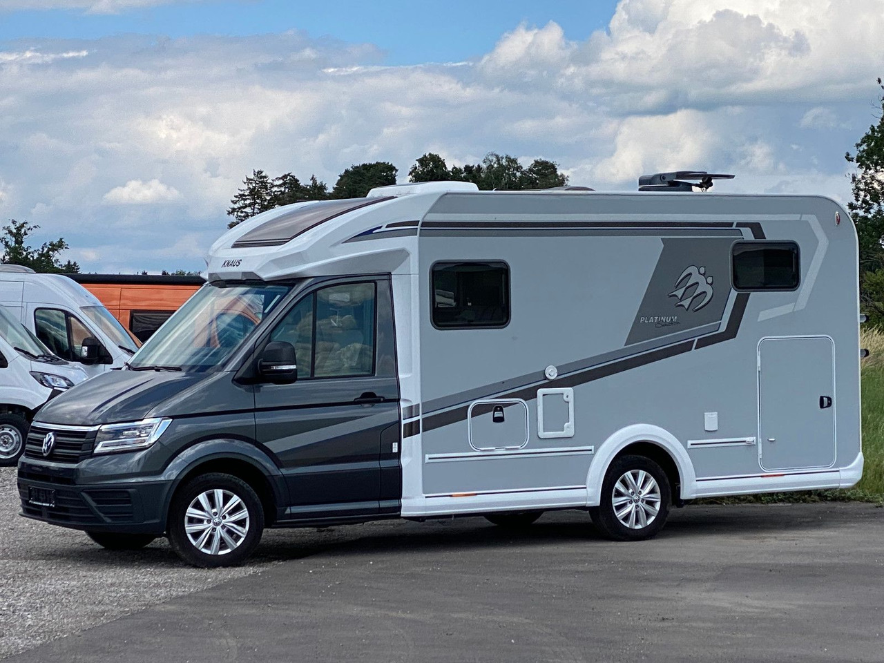 Knaus Van TI PLUS Platinium Selection 650 MEG,Automat - Autorulotă semi-integrată: Foto 3 Knaus Van TI PLUS Platinium Selection 650 MEG,Automat - Autorulotă semi-integrată: Foto 3