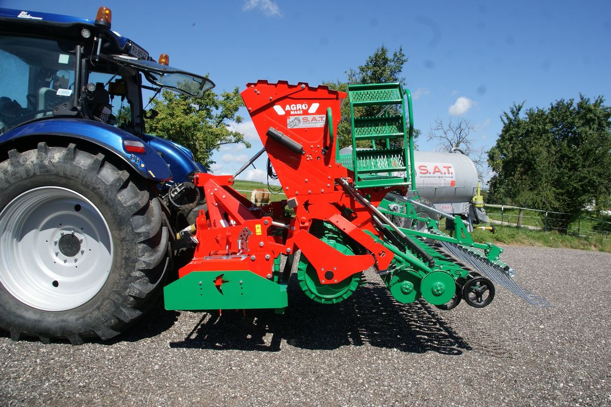 Agro Masz SN 300 + ANA 300 Säkombination - Semănătoare combinată: Foto 1 Agro Masz SN 300 + ANA 300 Säkombination - Semănătoare combinată: Foto 1