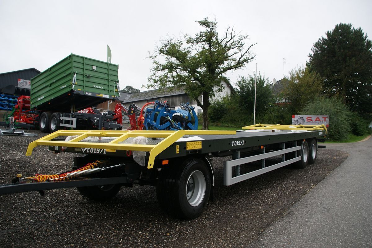 Metal-Fach T019-18to. Ballenwagen-Tridem - Utilaje pentru fân: Foto 3 Metal-Fach T019-18to. Ballenwagen-Tridem - Utilaje pentru fân: Foto 3