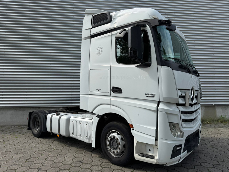 Mercedes-Benz Actros 1845 / Euro 5 / 2 Tanks / 2 In Stock - Cap tractor: Foto 2 Mercedes-Benz Actros 1845 / Euro 5 / 2 Tanks / 2 In Stock - Cap tractor: Foto 2