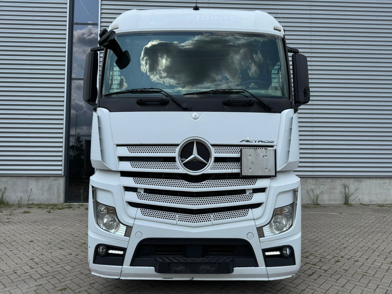 Mercedes-Benz Actros 1845 / Euro 5 / 2 Tanks / 2 In Stock - Cap tractor: Foto 4 Mercedes-Benz Actros 1845 / Euro 5 / 2 Tanks / 2 In Stock - Cap tractor: Foto 4