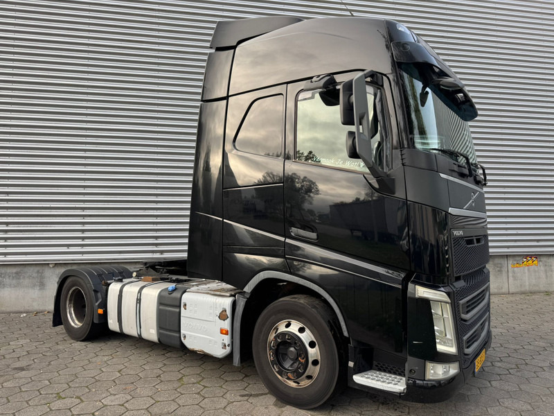 Volvo FH 420 / I-Shift / ADR / 2 Tanks / Euro 6 / NL Truck - Cap tractor: Foto 2 Volvo FH 420 / I-Shift / ADR / 2 Tanks / Euro 6 / NL Truck - Cap tractor: Foto 2