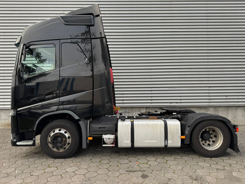Volvo FH 420 / I-Shift / ADR / 2 Tanks / Euro 6 / NL Truck - Cap tractor: Foto 5 Volvo FH 420 / I-Shift / ADR / 2 Tanks / Euro 6 / NL Truck - Cap tractor: Foto 5