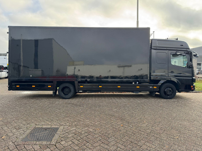 Mercedes-Benz ATEGO 818 / 228.000..KM!! / Sleeping Cab / TUV: 7-2026 / NL Truck - Camion furgon: Foto 5 Mercedes-Benz ATEGO 818 / 228.000..KM!! / Sleeping Cab / TUV: 7-2026 / NL Truck - Camion furgon: Foto 5