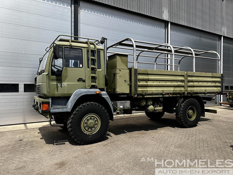 MAN 18.225 LAC 4x4 - Camion: Foto 3 MAN 18.225 LAC 4x4 - Camion: Foto 3