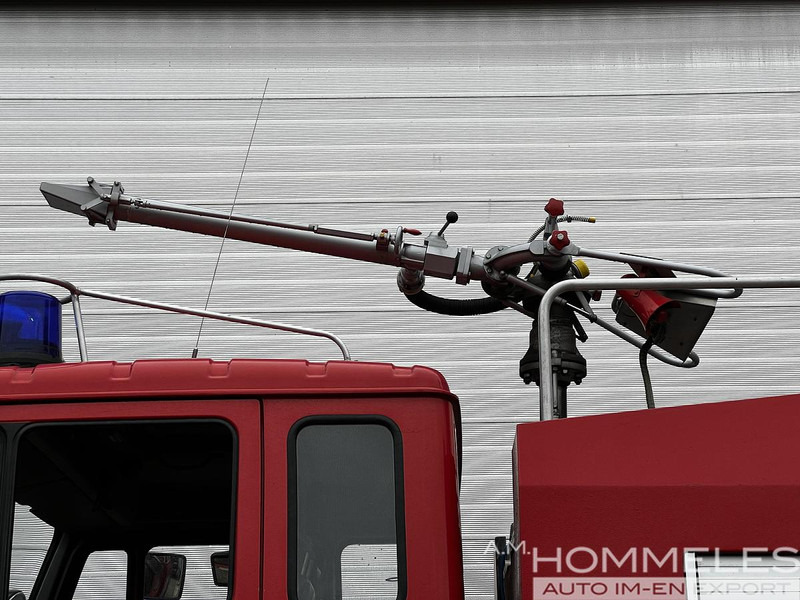 Mercedes-Benz 1831 AK 4x4 - Autospeciala de stins incendii: Foto 5 Mercedes-Benz 1831 AK 4x4 - Autospeciala de stins incendii: Foto 5