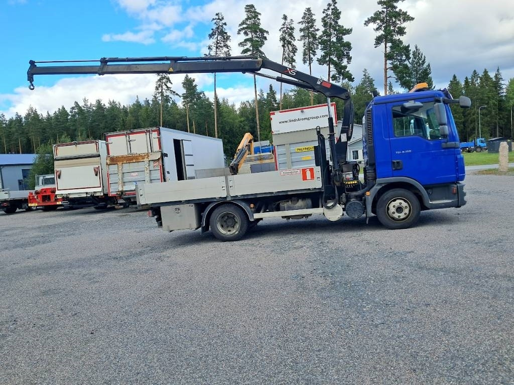 MAN TGL 8.150 Hiab 066-2 10v tarkastettu - Camion cu macara: Foto 2 MAN TGL 8.150 Hiab 066-2 10v tarkastettu - Camion cu macara: Foto 2