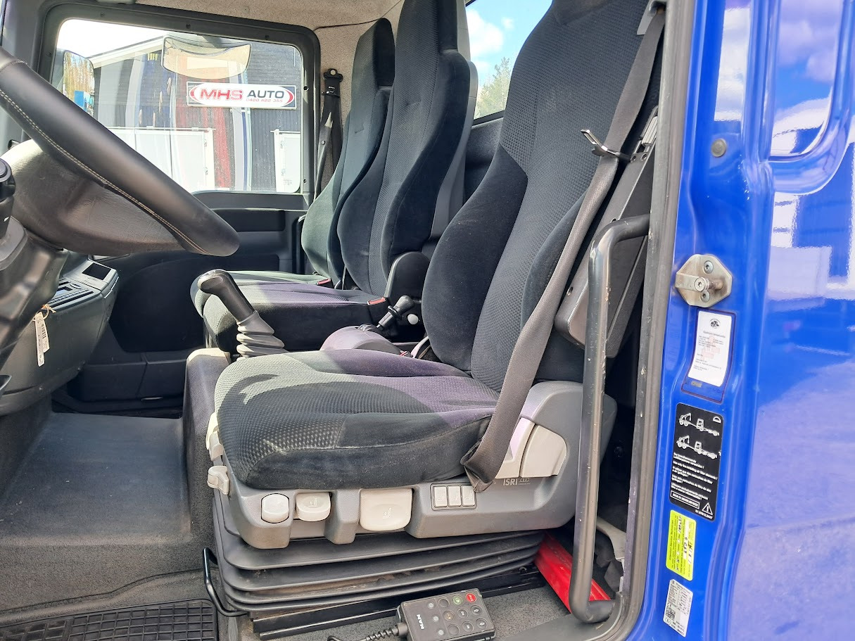 Man TGL 8.150 - Camion cu macara: Foto 4 Man TGL 8.150 - Camion cu macara: Foto 4