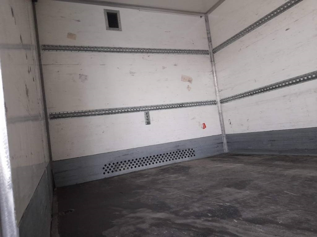 Mercedes-Benz Atego 918 - Camion frigider: Foto 4 Mercedes-Benz Atego 918 - Camion frigider: Foto 4