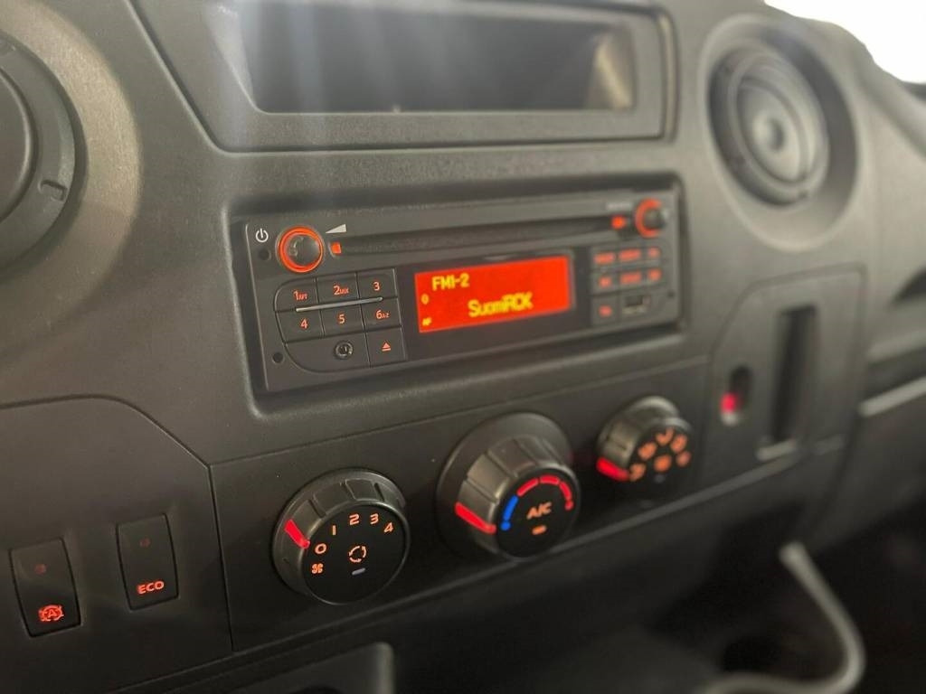 Opel Movano 2.3 CDTI Doppel 7hlö Ferrari 322 nosturi - Dubă: Foto 5 Opel Movano 2.3 CDTI Doppel 7hlö Ferrari 322 nosturi - Dubă: Foto 5