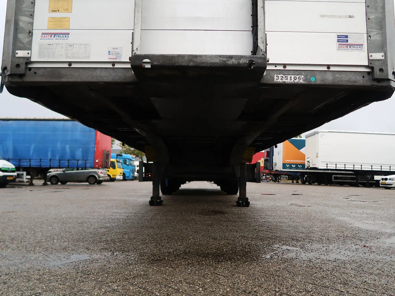 Schmitz Cargobull SCB S3T, Edscha, Tail Lift, TUV, NL trailer, TOP! - Semiremorcă prelată: Foto 3 Schmitz Cargobull SCB S3T, Edscha, Tail Lift, TUV, NL trailer, TOP! - Semiremorcă prelată: Foto 3