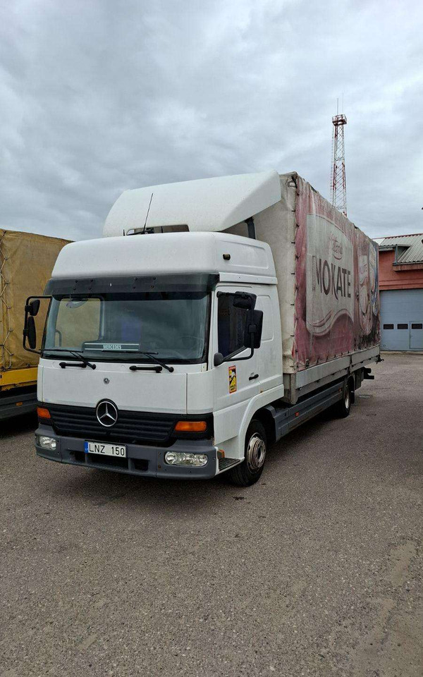Mercedes-Benz 818 L - Camion cu prelată: Foto 1 Mercedes-Benz 818 L - Camion cu prelată: Foto 1